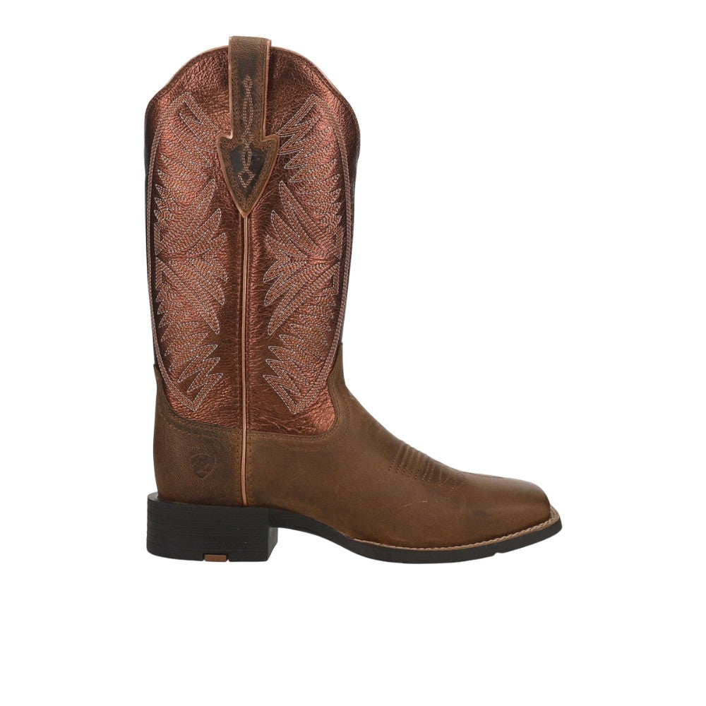 https://www.shoebacca.com/cdn/shop/files/10051066_1l.jpg?v=1764153723