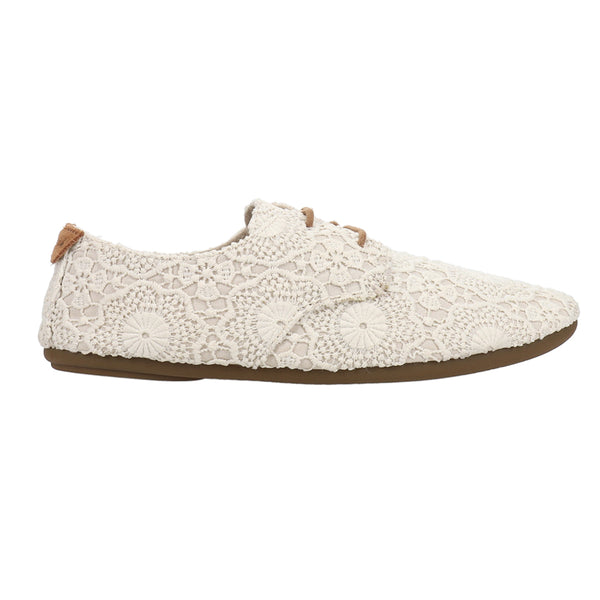 Shop White Womens Sanuk Bianca Crochet Lace Up Flats – Shoebacca
