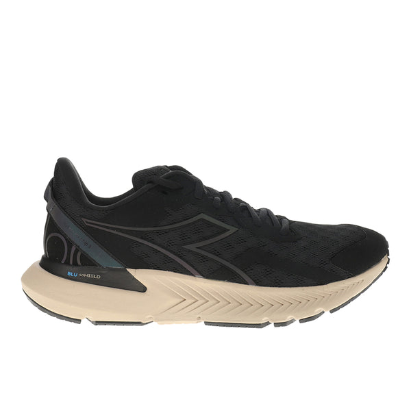 Shop Black Mens Mythos Blushield Volo Hip 3 Running Shoes  display picture 1