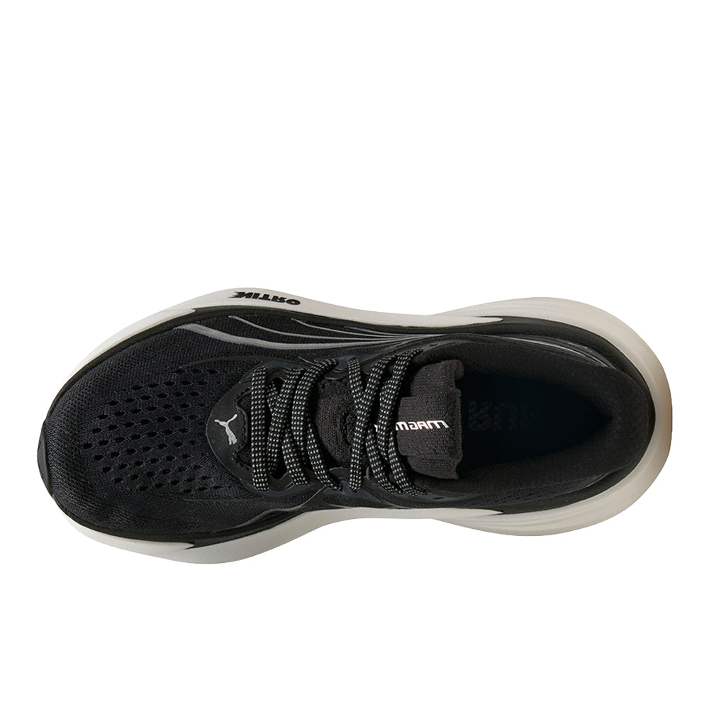 Shop Black Womens Magmax NITRO 2 Running Shoes – Shoebacca