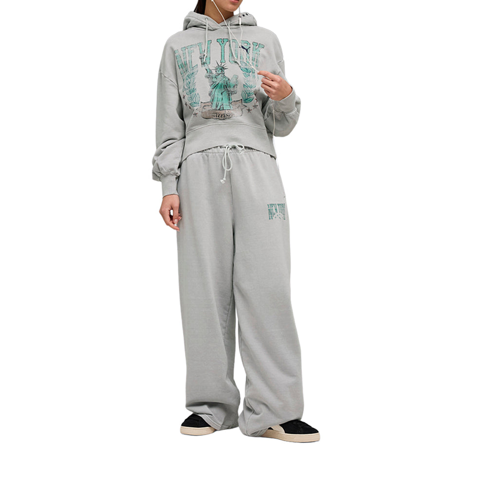 ボディーショップ Shop Grey Womens NYC Wardrobe Essentials Boxy Cropped Pullover