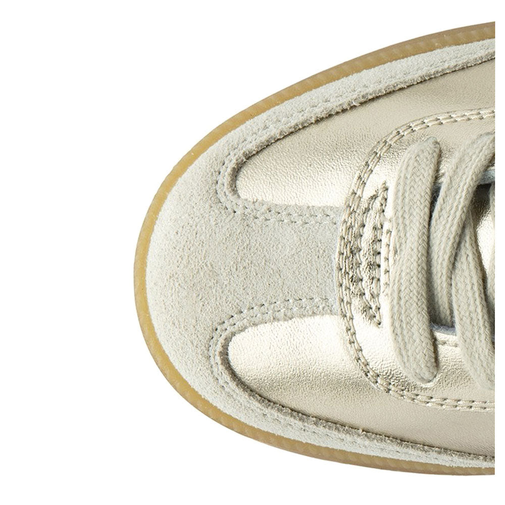 Shop Gold Womens Gola Classics Viper Metallic Sneakers – Shoebacca