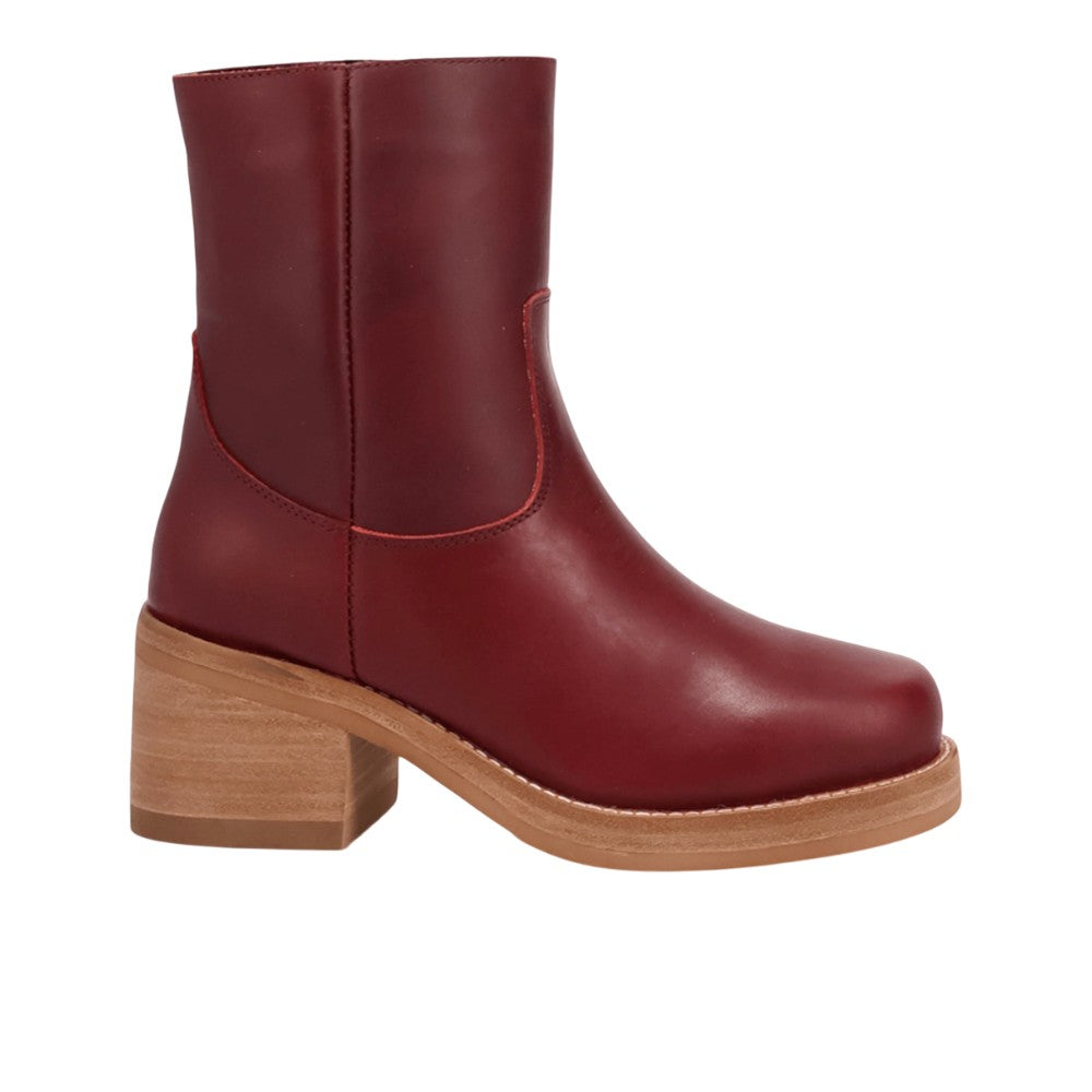 Shop Red Womens Roxy Round Toe Block Heel Zippered Boots – Shoebacca
