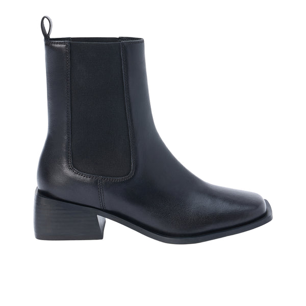 Shop Black Womens Effie Square Toe Chelsea Boots – Shoebacca