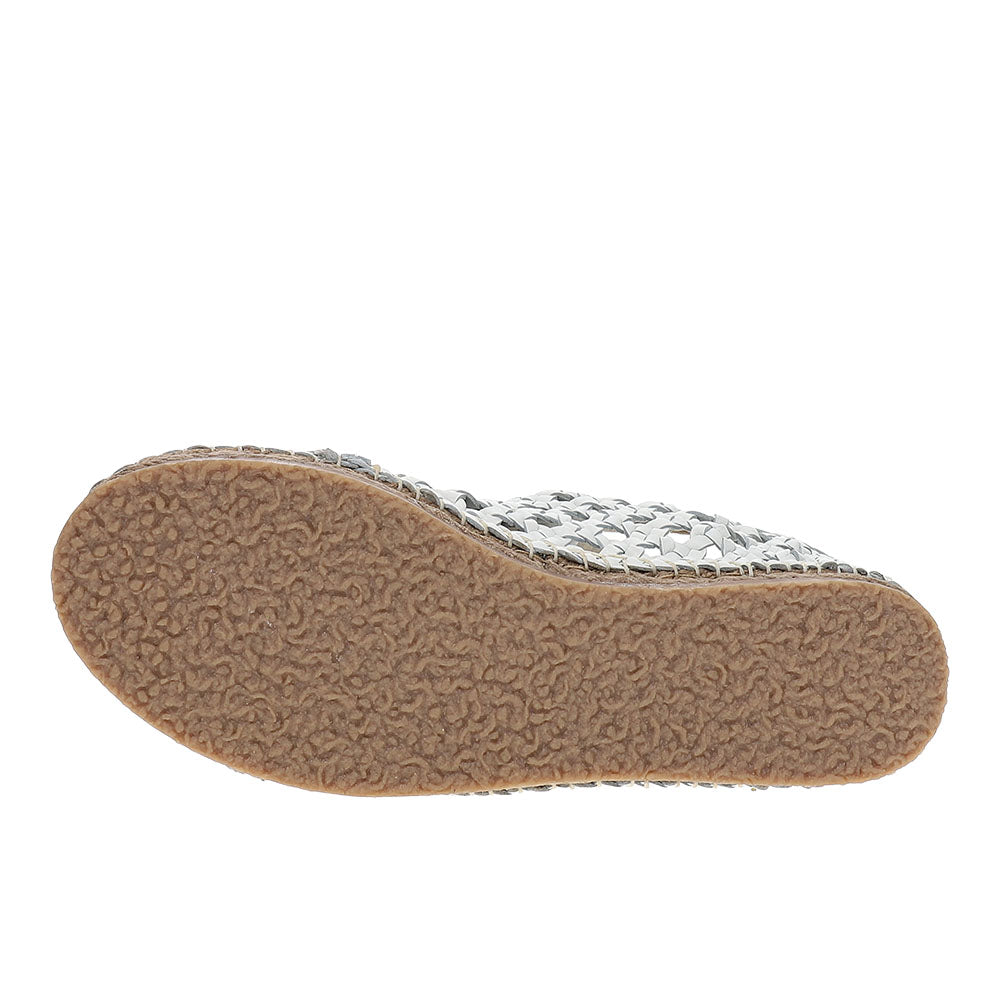 Shop White Womens Gemini Woven Flats – Shoebacca