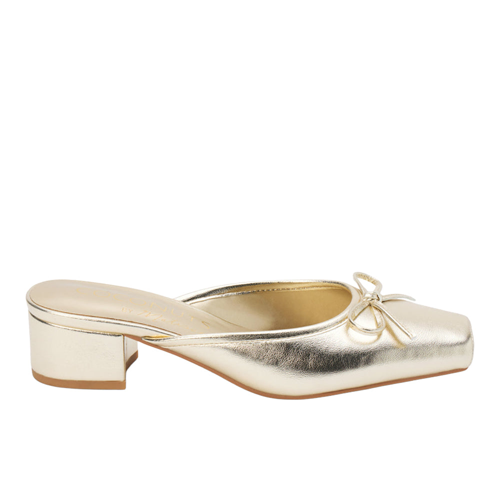 Shop Gold Womens Geneva Metallic Square Toe Block Heel Mules