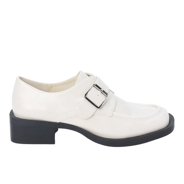 white female dress shoes Coconuts by Matisse Hilary Loafer | Women's | Bone | Size 11 | Loafers