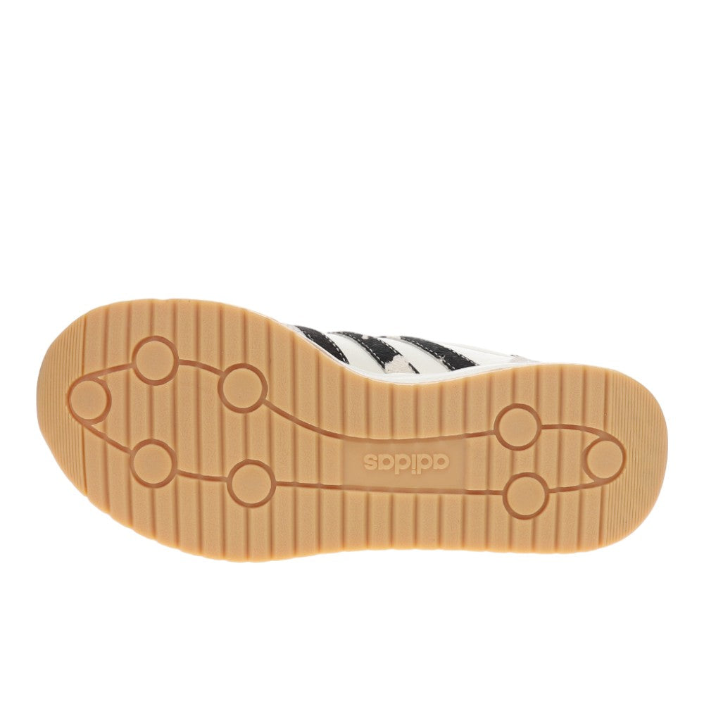Shop White Womens Run 70S 2.0 Lace Up Sneakers – Shoebacca