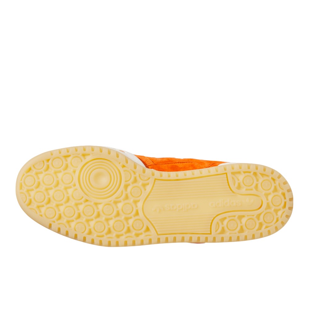 Shop Orange Mens Forum Low CL Lace Up Sneakers – Shoebacca