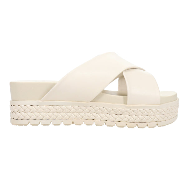 Shop White Womens MIA Kornelia Platform Slide Sandals – Shoebacca