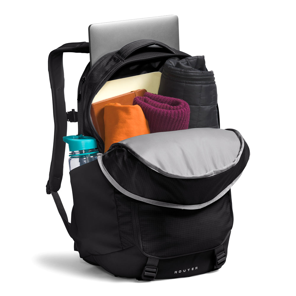 Shop Black Unisex The North Face Router Backpack – Shoebacca